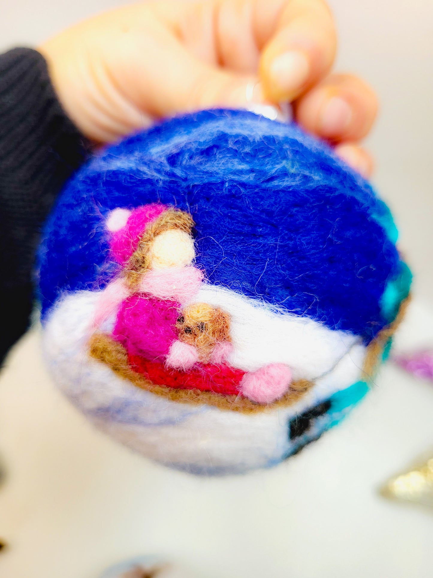 Glob  "Joacă în zăpadă" 3