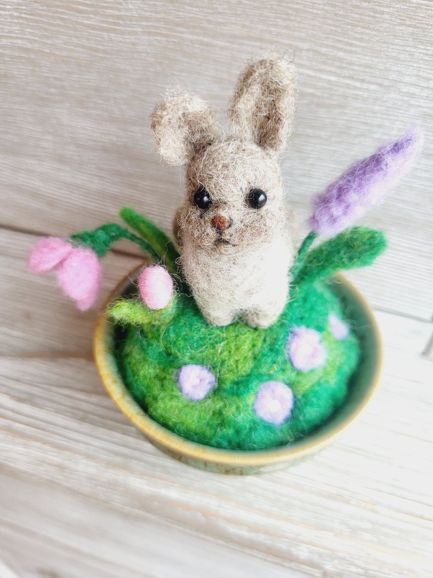 Decorațiune "Iepuraș cu floricele" 2