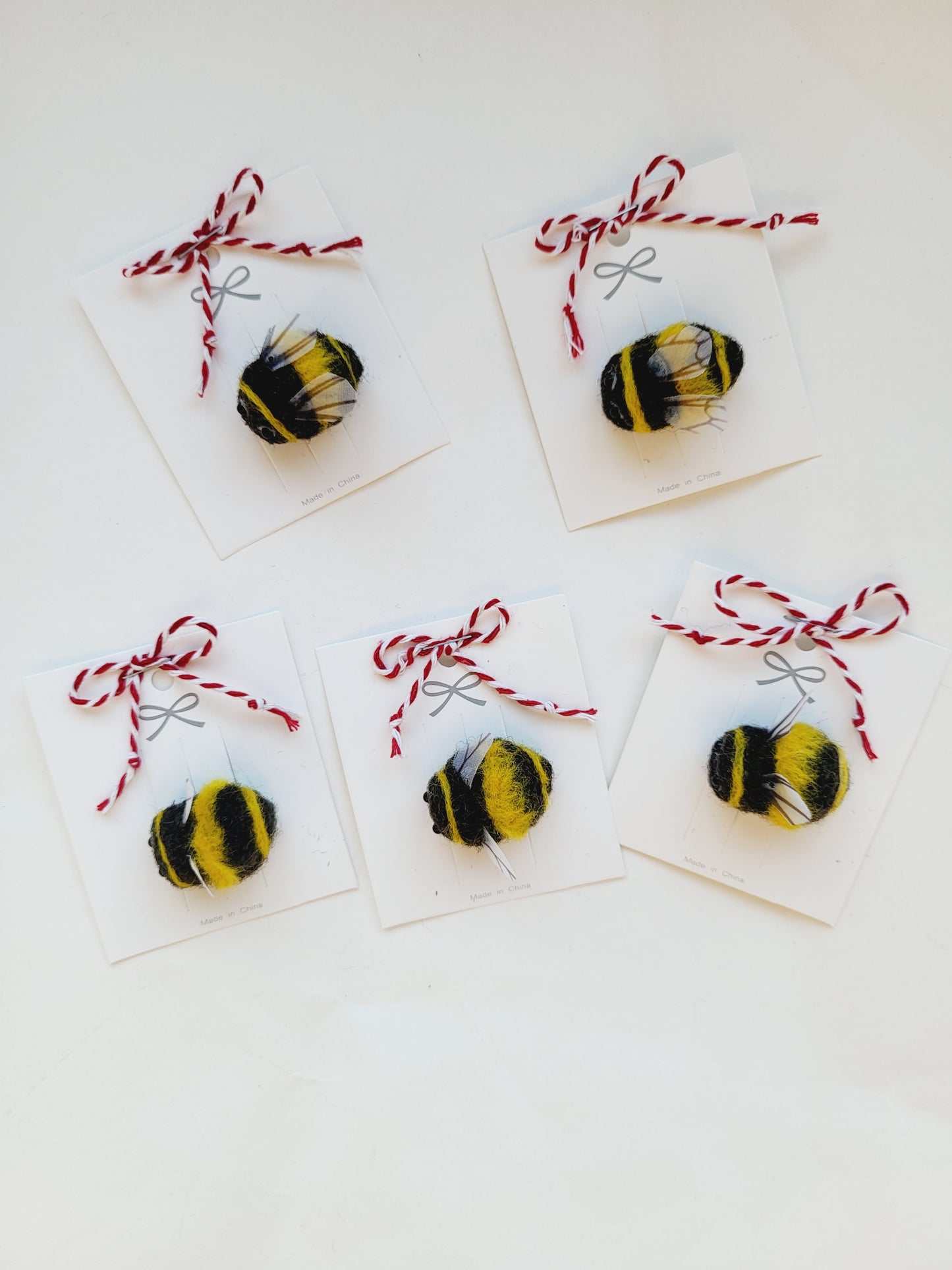 Broșă albinuță (1 buc)