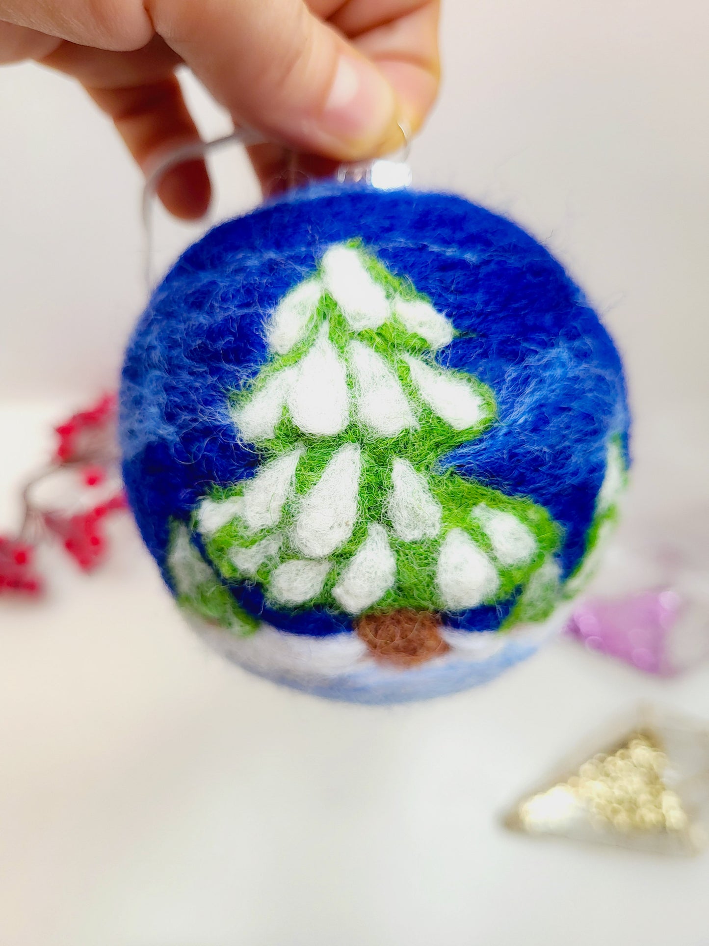 Glob  "Joacă în zăpadă" 3