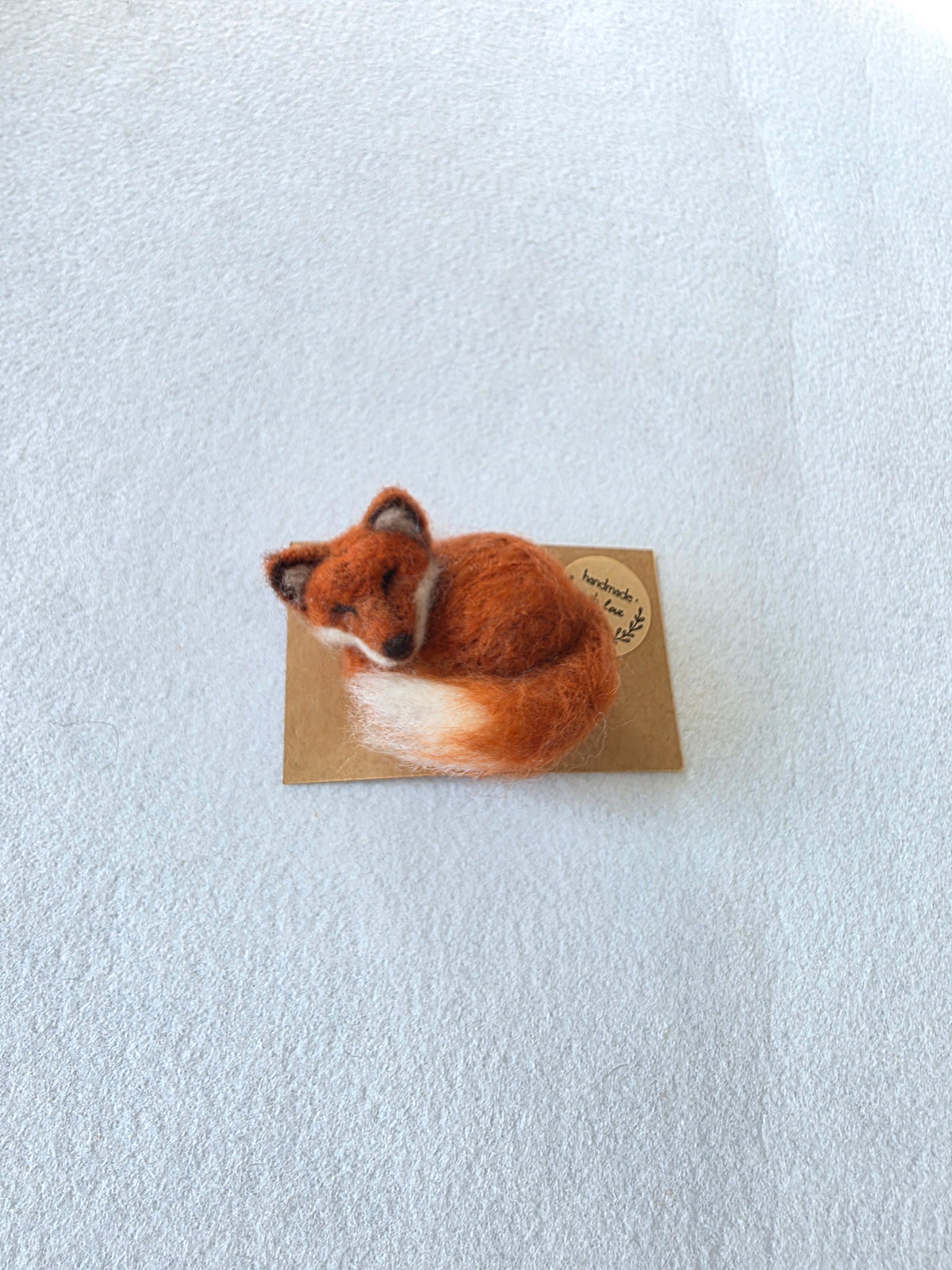 Broșă vulpiță