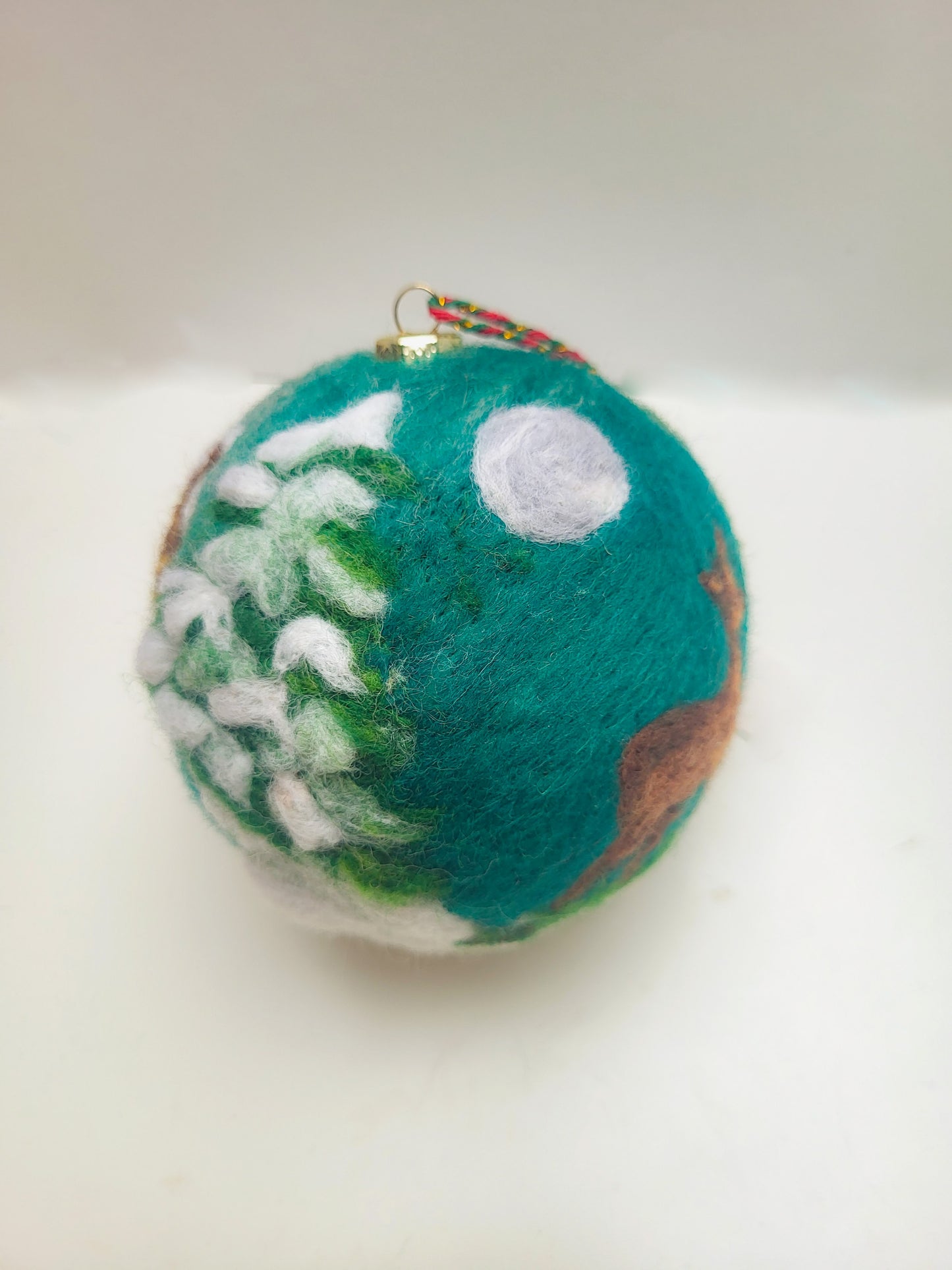 Glob mare "La marginea pădurii"