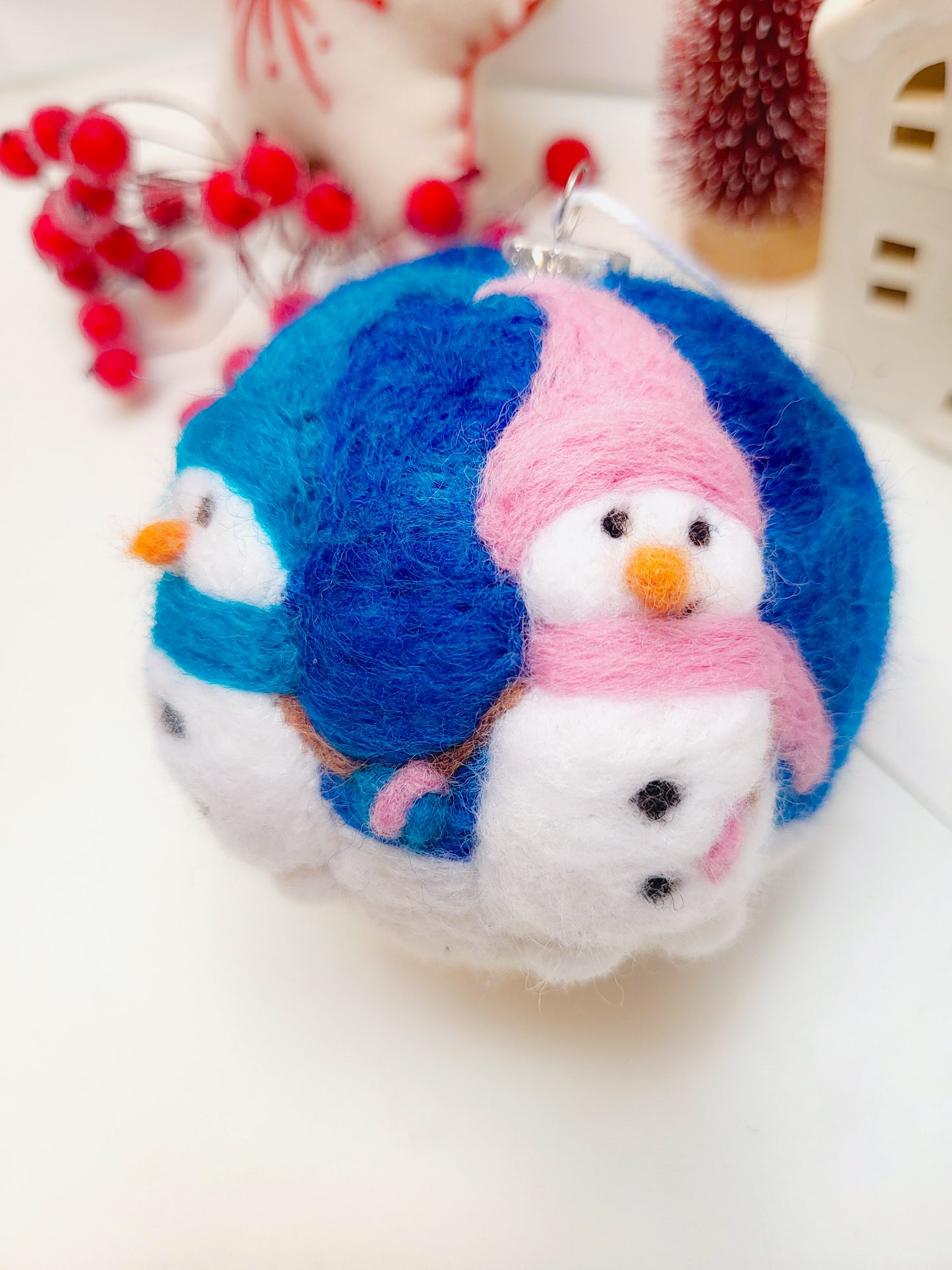 Glob "Ia-mă de mână"