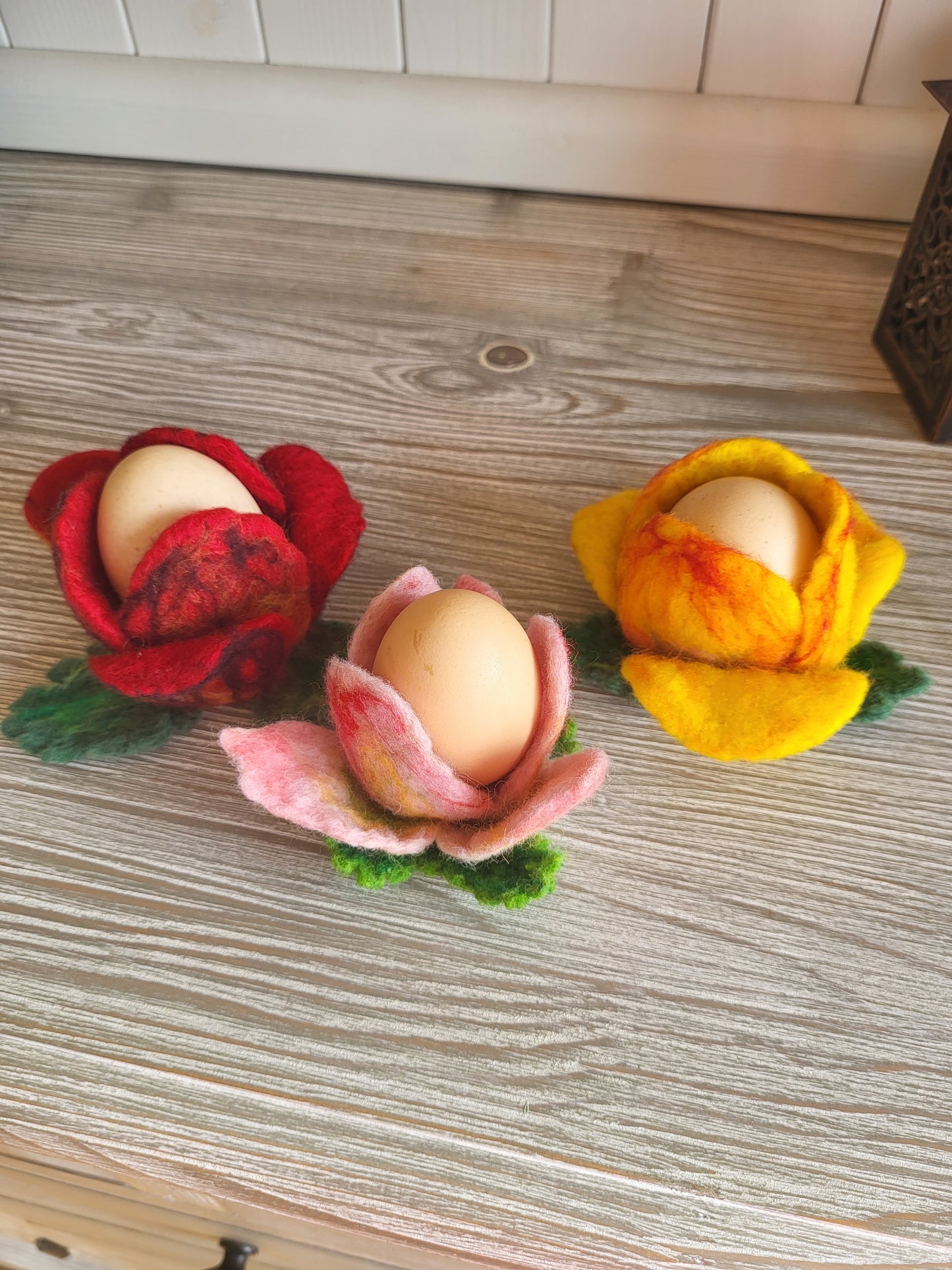 Set 3 suporturi de ou tip floare