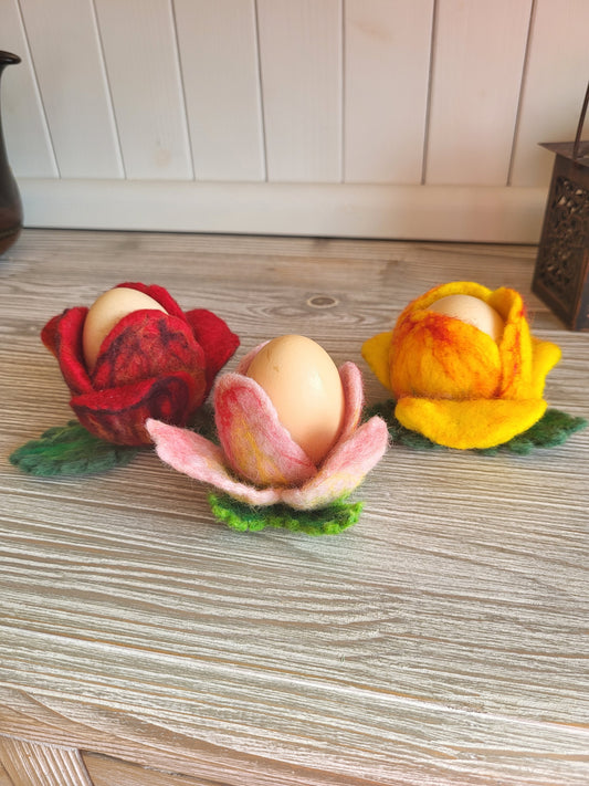 Set 3 suporturi de ou tip floare