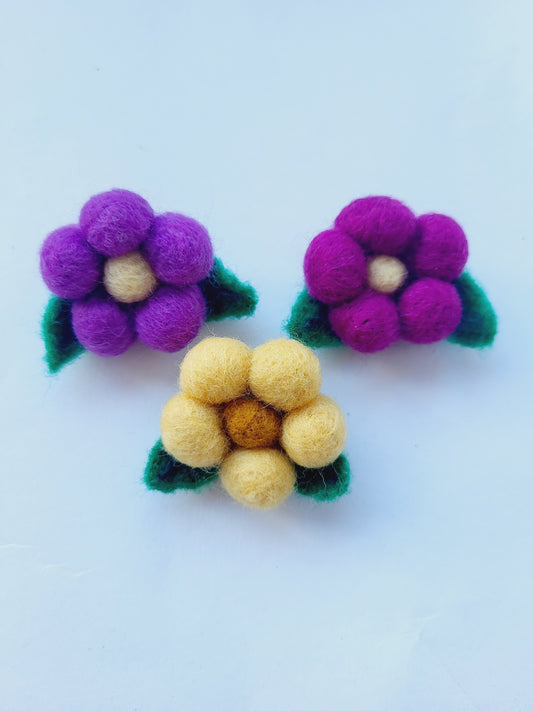 Broșa floricică (1 buc)