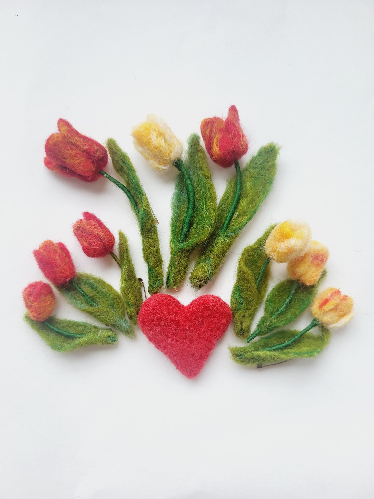 Broșă lalea mare (1 buc)