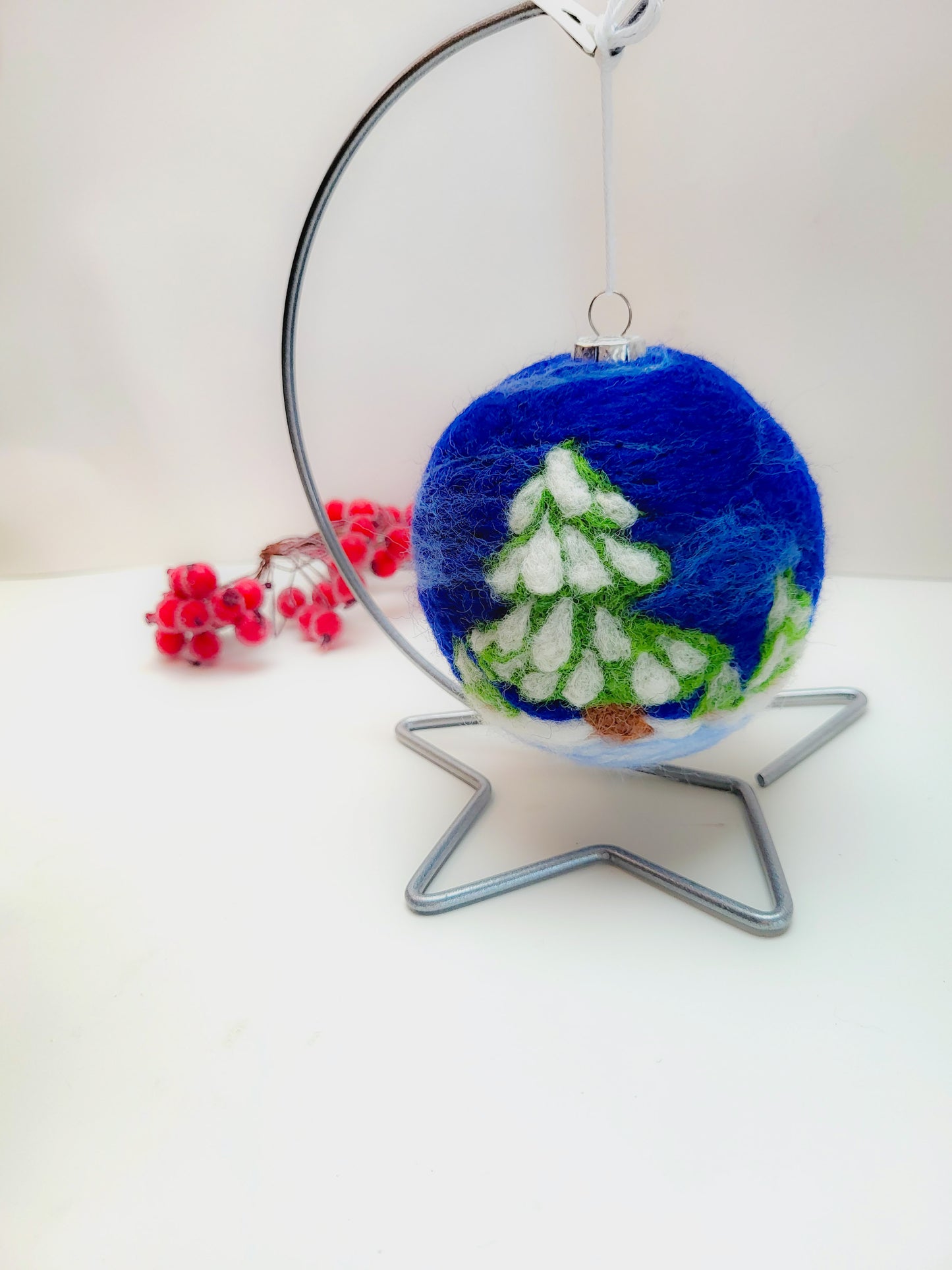 Glob  "Joacă în zăpadă" 3