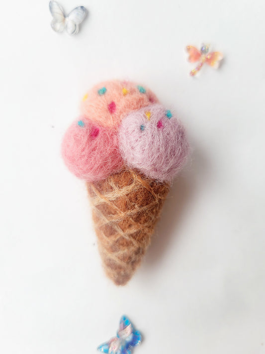 Broșă înghețată