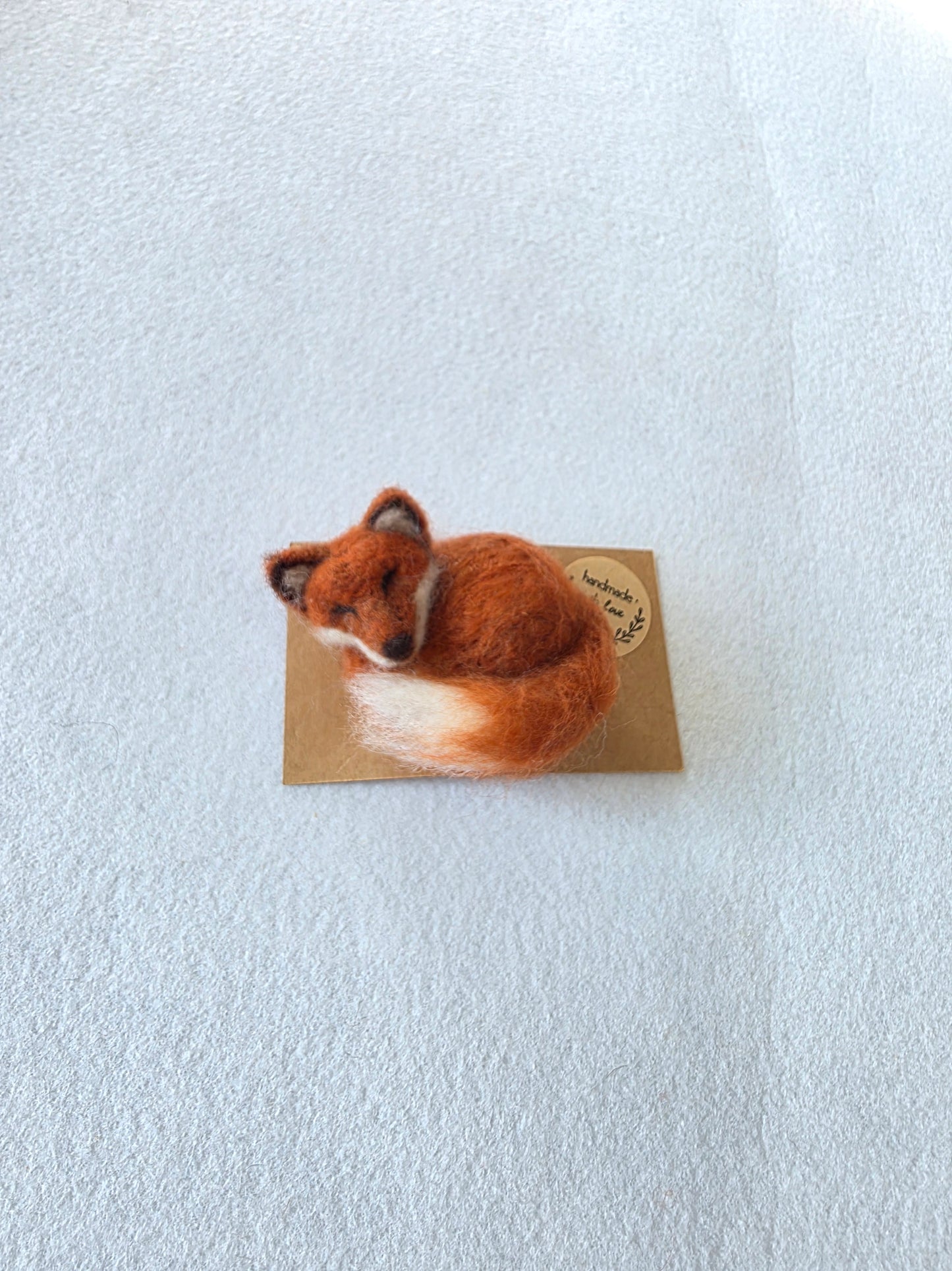 Broșă vulpiță