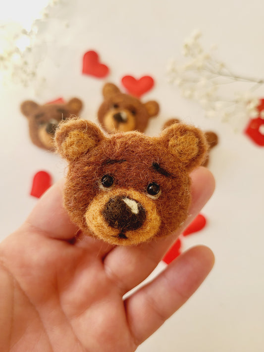 Broșă cap de ursuleț