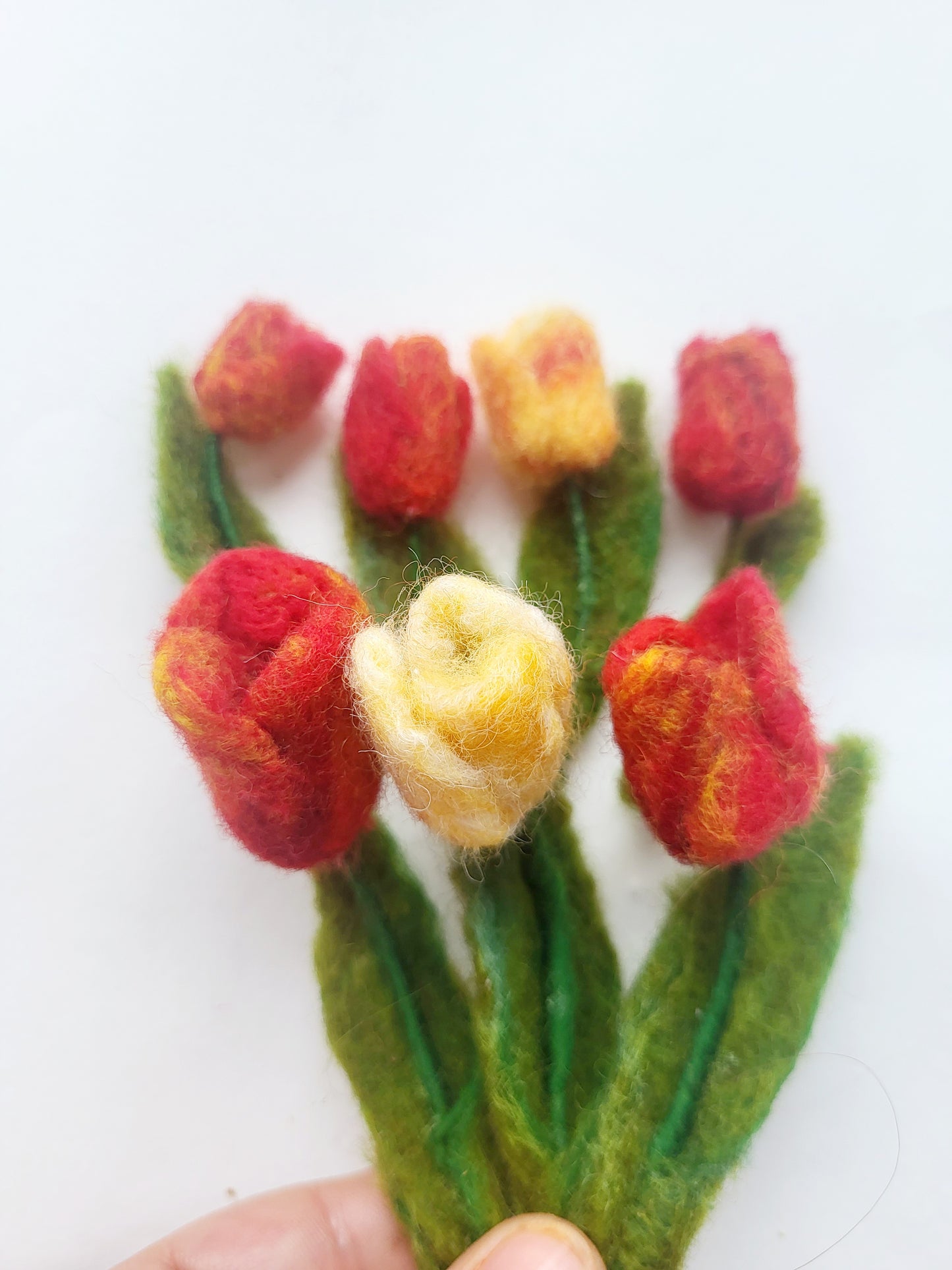 Broșă lalea mare (1 buc)